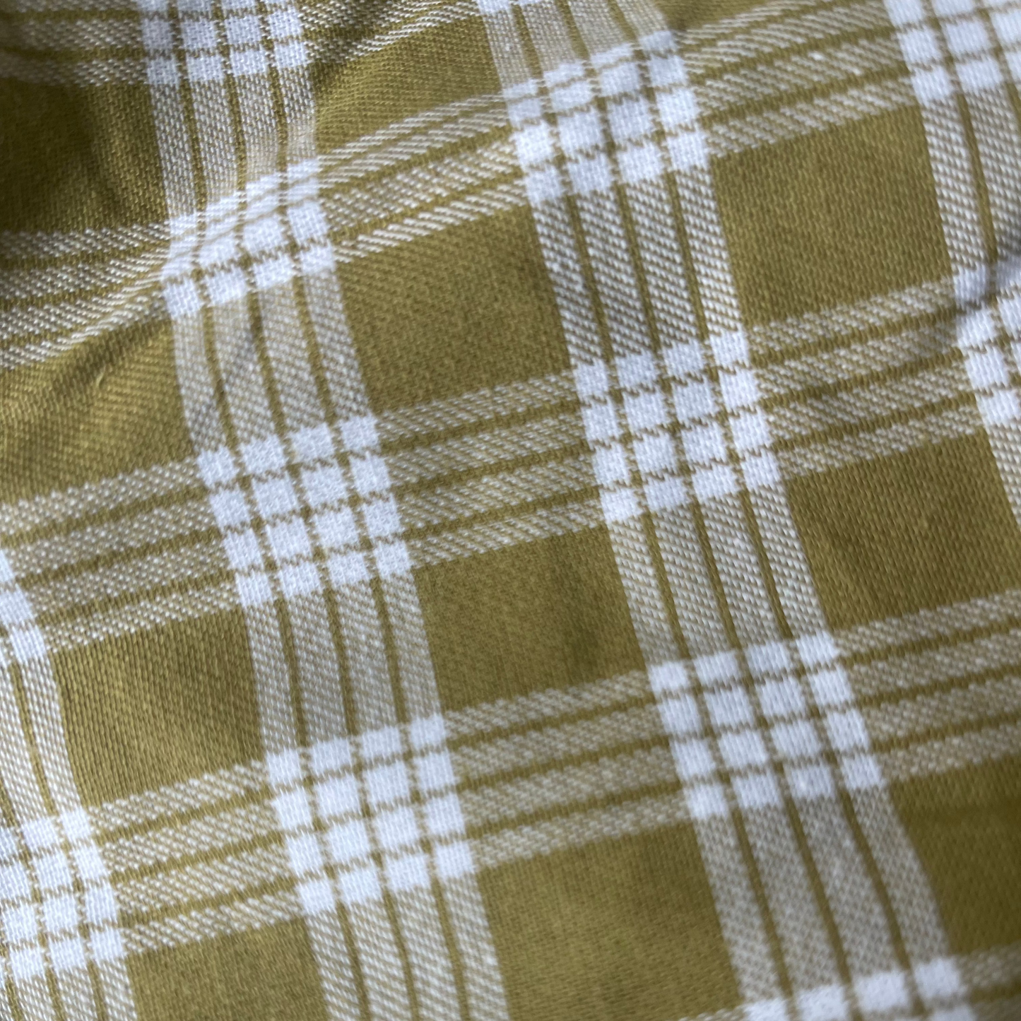 Wela Shorts in Limu Kala_Fabric Detail